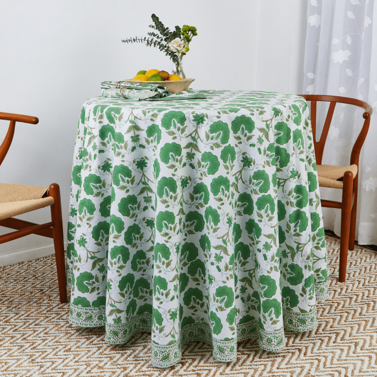 Janvi Round Tablecloth - Green